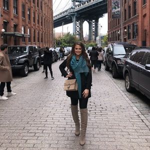 Louis Vuitton Silk and Wool Monogram Scarf Shawl